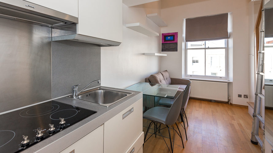 Flat 13, 9 St. Stephens Gardens - Image