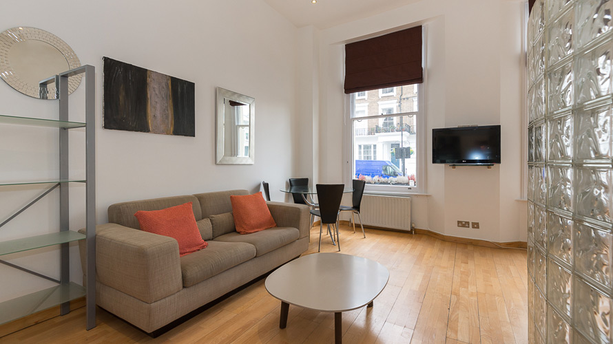 Flat 14, 1 - 5 St. Stephens Gardens - Image