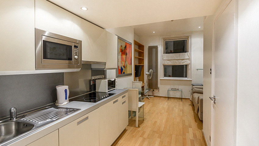 Flat 3, 7 St. Stephens Gardens - Image