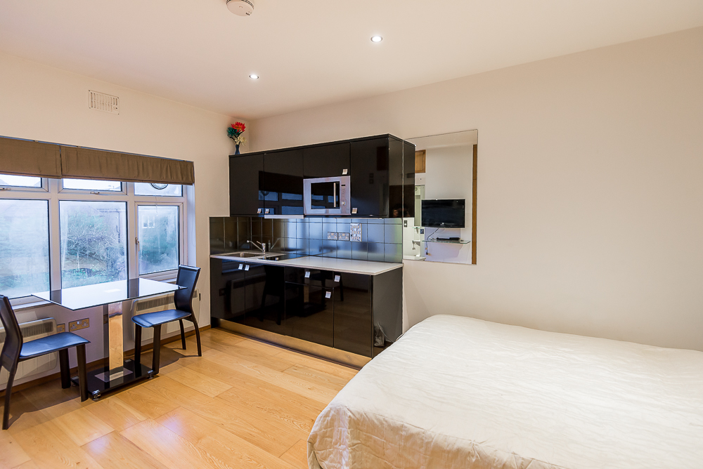 Flat 4, 45 Templars Avenue - Image