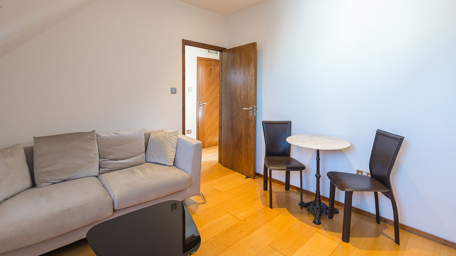 Flat 6, 45 Templars Avenue - Image