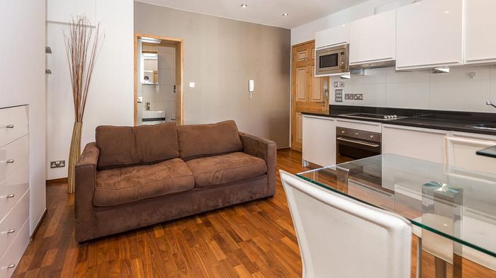 Flat 7, 25 Upper Berkeley Street - Image