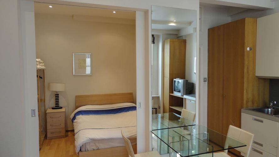 B1, 9 St. Stephens Gardens - Image