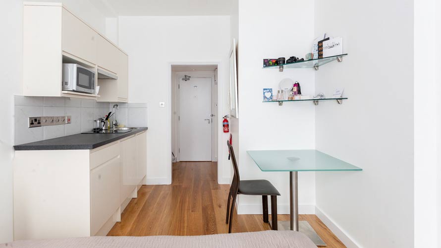 Flat 10, 1 - 5 St. Stephens Gardens - Image