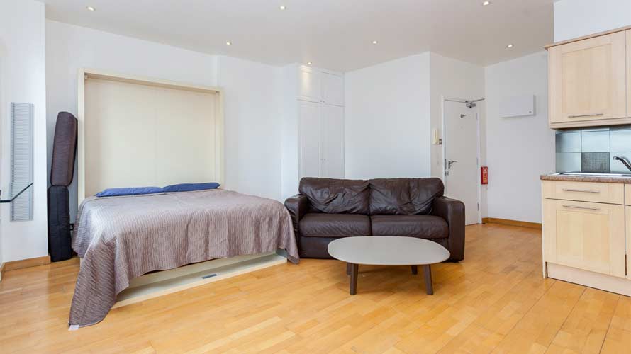 Flat 40, 1 - 5 St. Stephens Gardens - Image